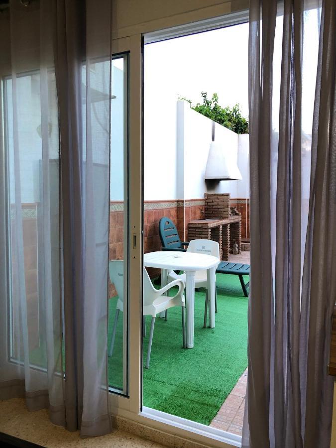 Apartamento Con Piscina En Ciudad Jardin Málaga Kültér fotó
