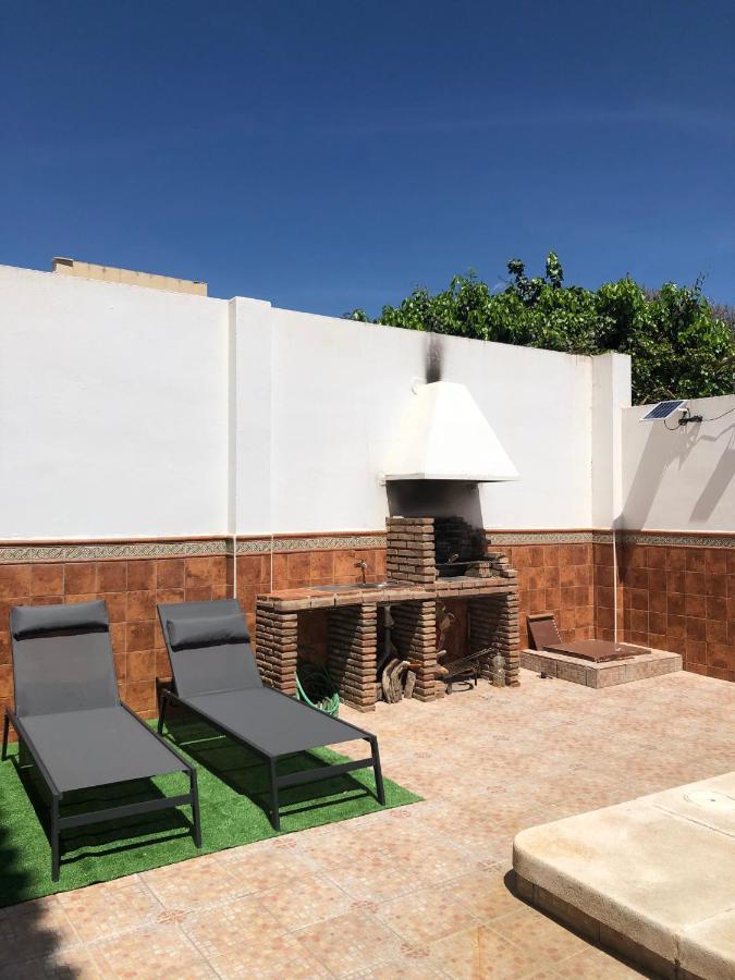 Apartamento Con Piscina En Ciudad Jardin Málaga Kültér fotó